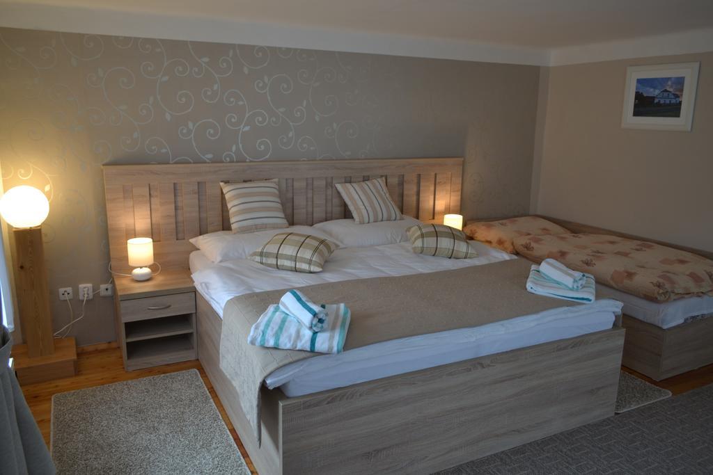 Pension Pod Morskym Okem Karlovice  Экстерьер фото