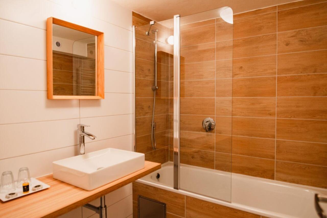 Pension Pod Morskym Okem Karlovice  Экстерьер фото